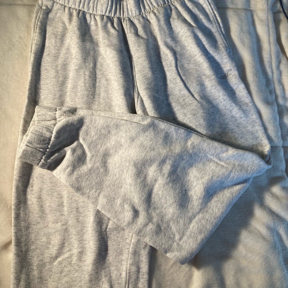 Grey hollister sweatpants